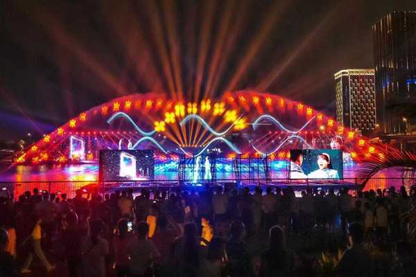 光影秀 水上浮筒 水上燈光節(jié) 水上活動(dòng) 光影秀 水上浮筒 水上燈光節(jié) 水上活動(dòng)